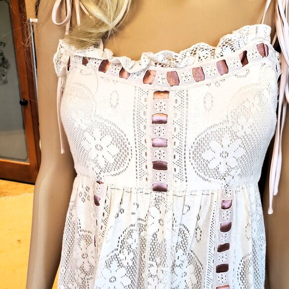 For Love And Lemons Charlotte White and Cream Maxi Dress - Picture 4 of 11